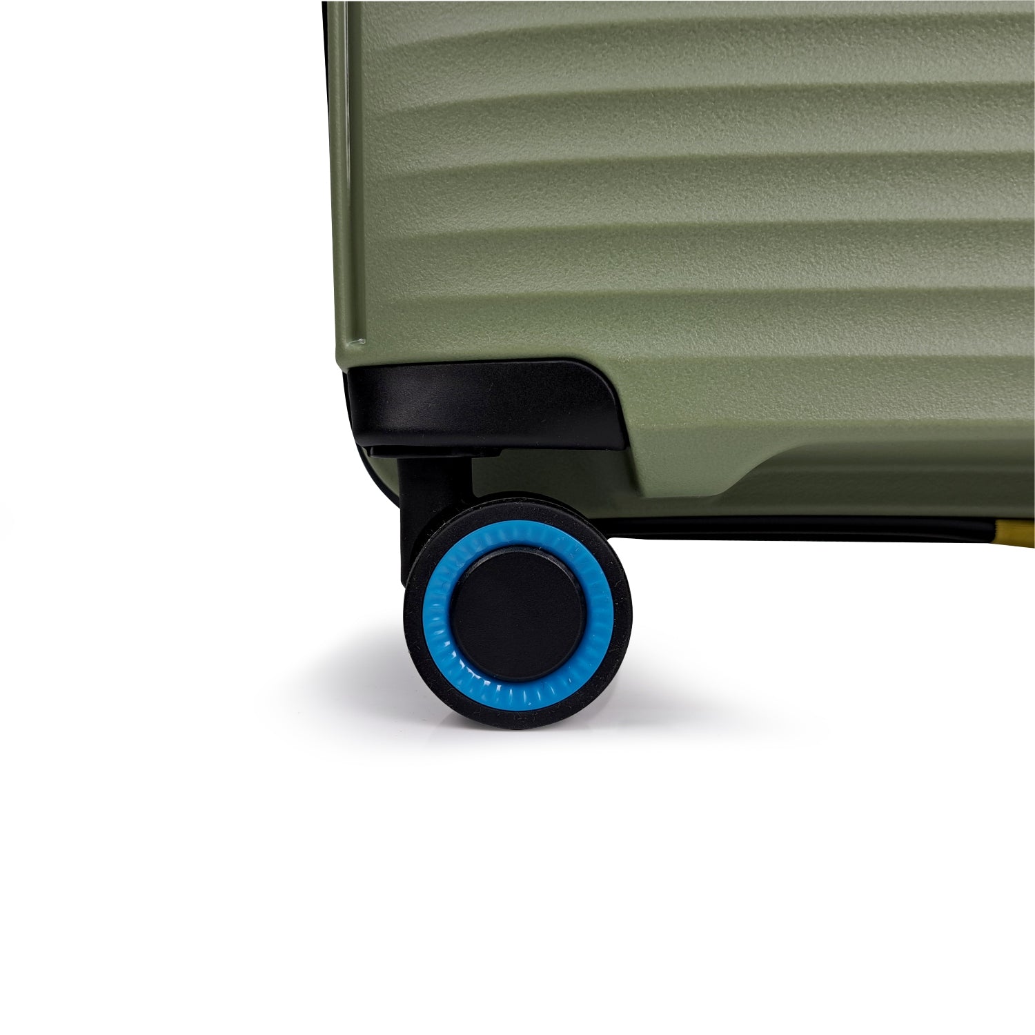 maleta de cabina 10 kgs liviana resistente con candado TSA ruedas con giro 360 calidad alemana