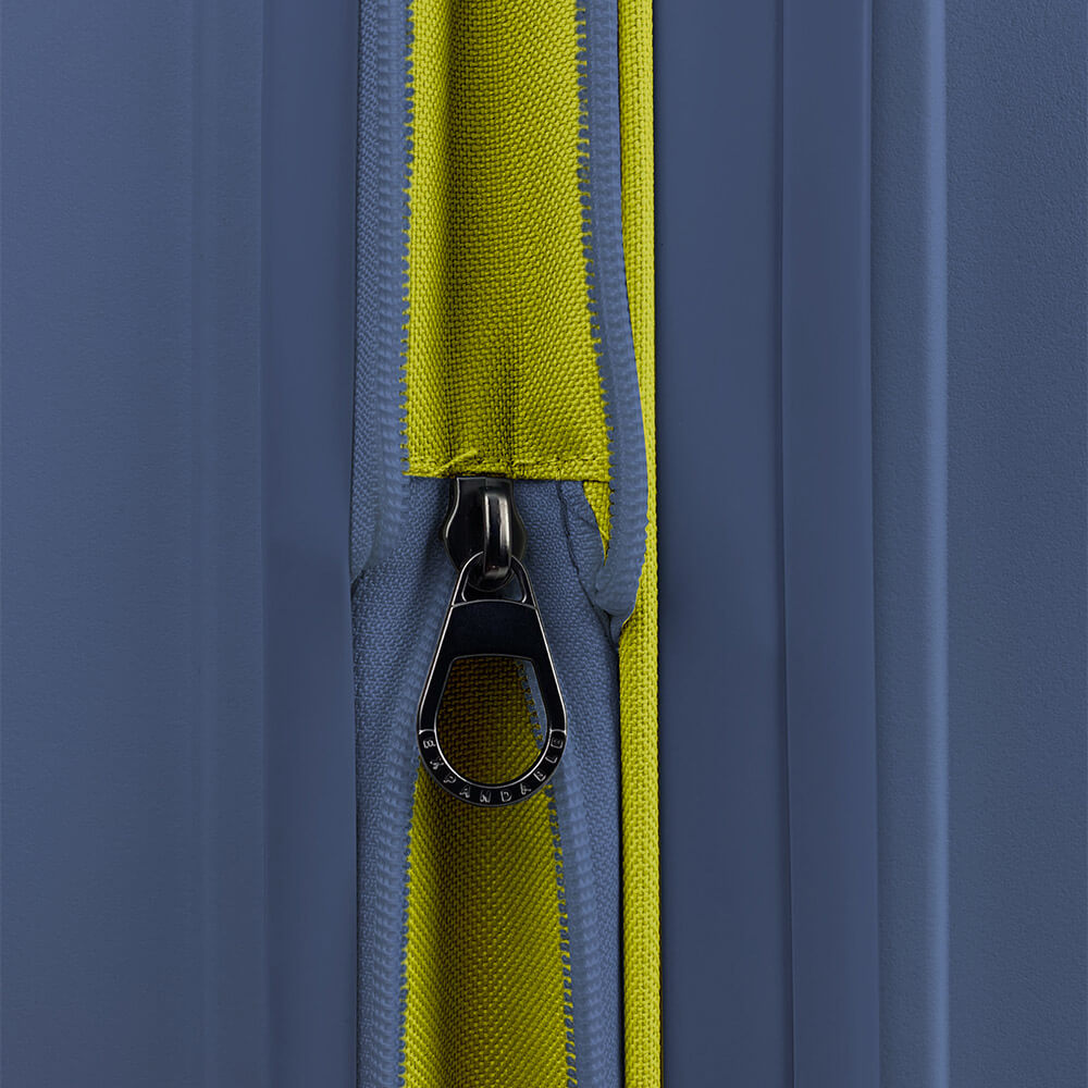 Maleta BG Berlin de 18 kg, doble cierre seguro, candado TSA, expandible 20% y ruedas 360°