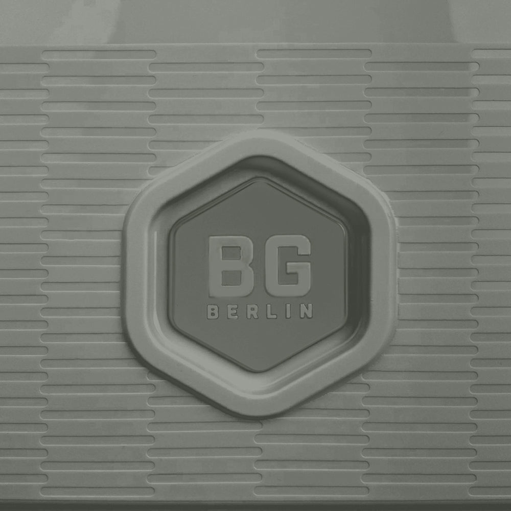 Maleta BG Berlin de 18 kilos, expandible, con sistema de seguridad TSA y ruedas con giro 360|