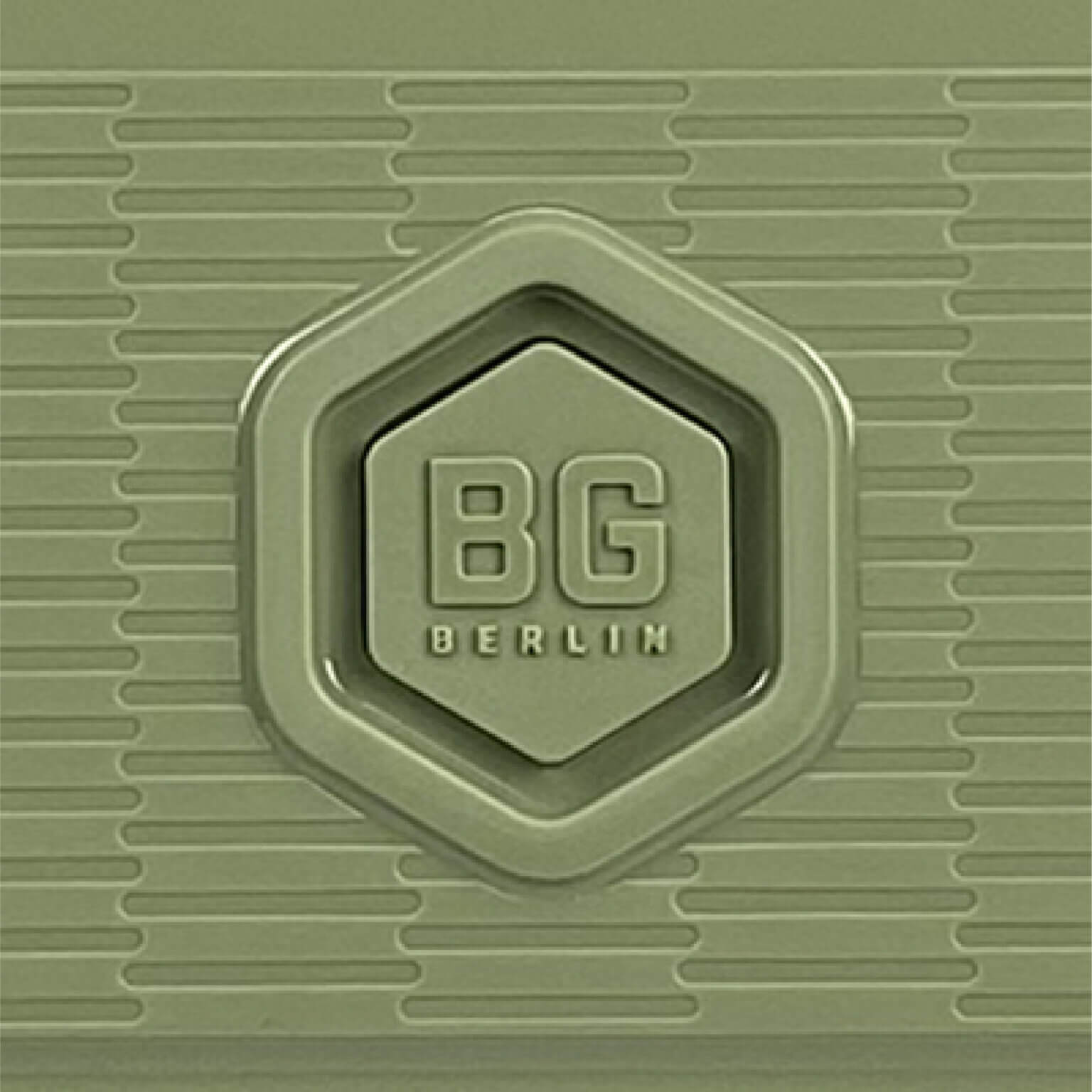 Maleta Bg Berlin liviana, expandible con calidad alemana