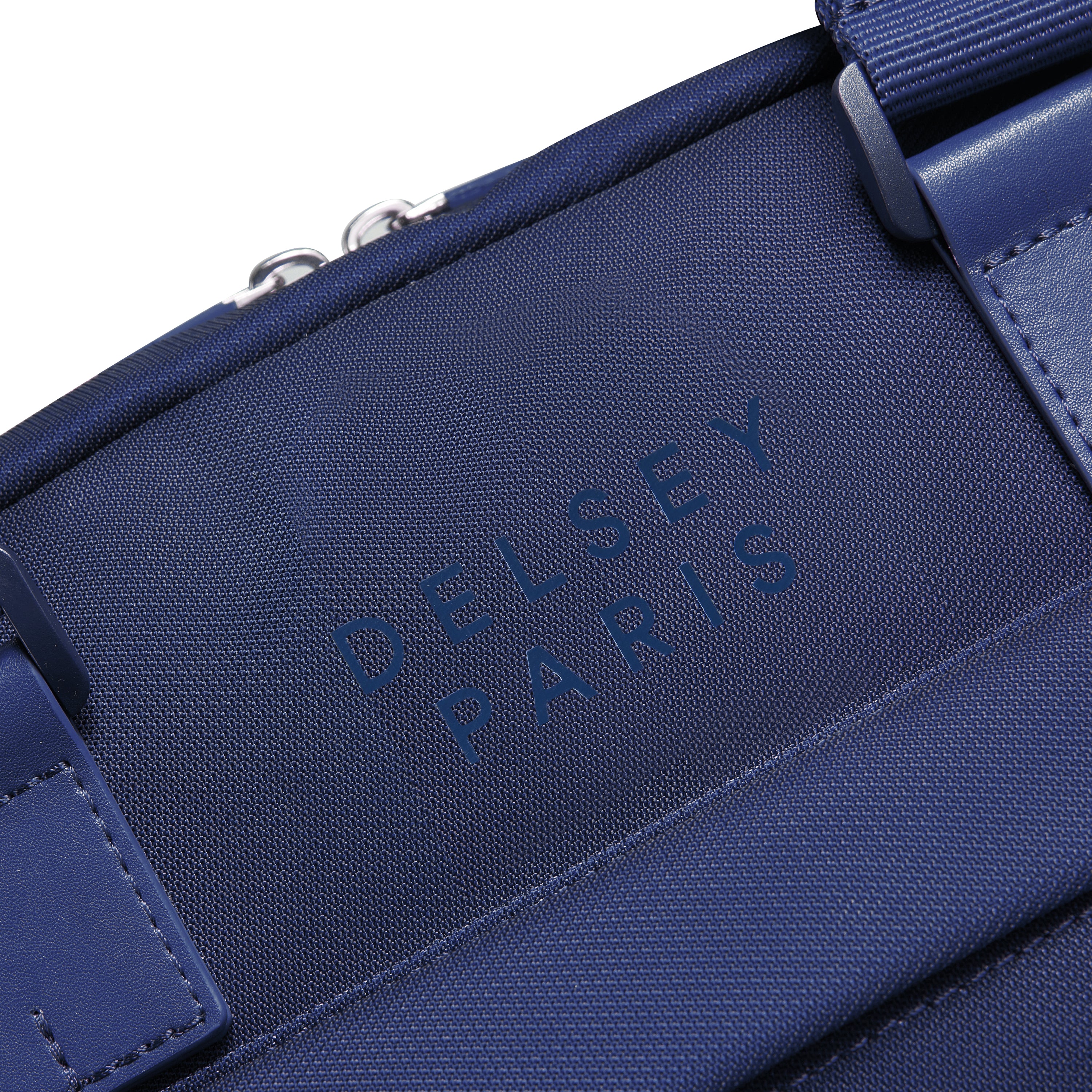 MOCHILA DELSEY LEGERE RPET PARA NOTEBOOK 15,6" 24 LTS - Pilgrim Tienda para viajeros