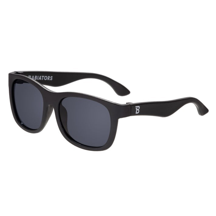 LENTES NIÑOS BABIATORS NAVIGATOR JET BLACK| SMOKE - Pilgrim Tienda para viajeros
