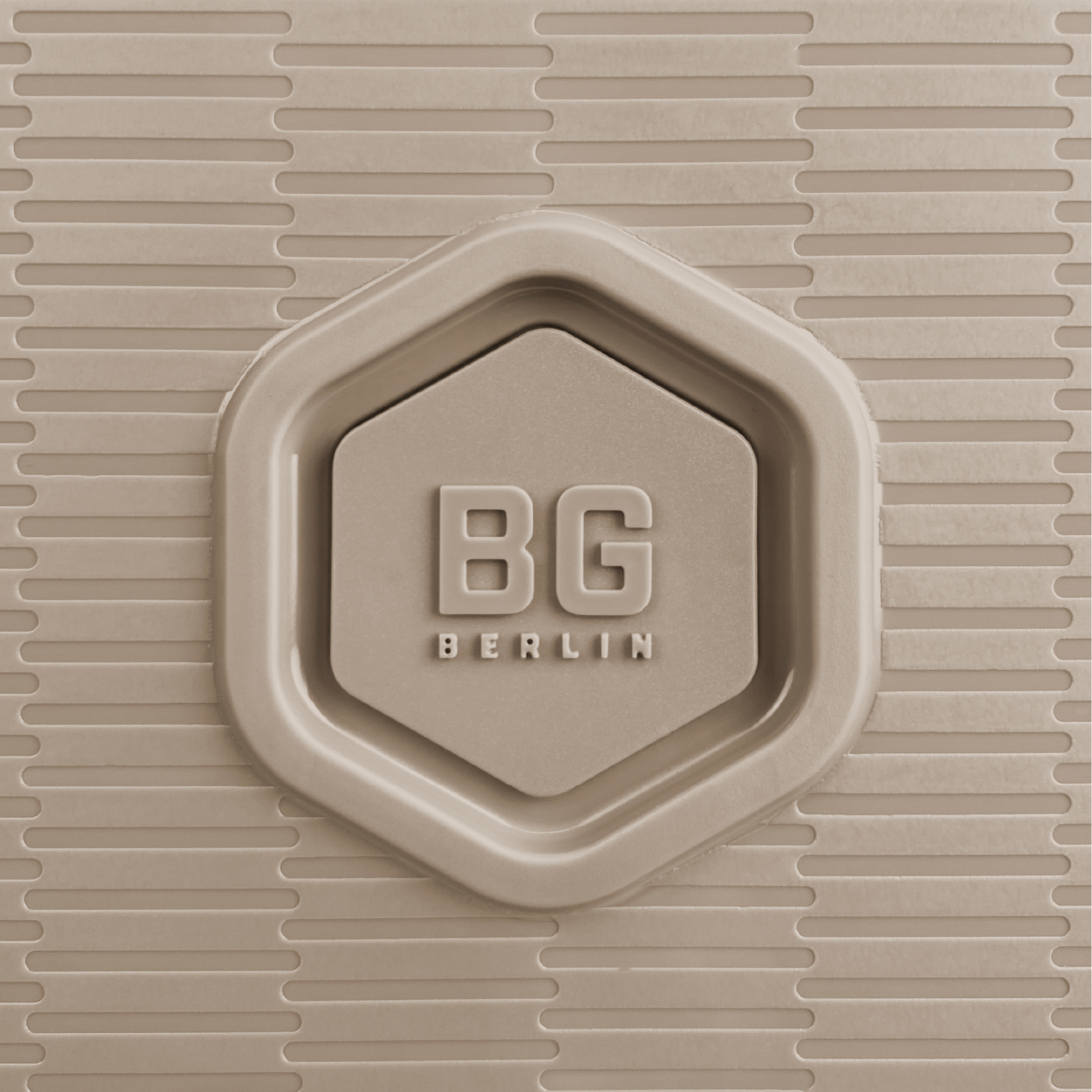 **PREVENTA EXCLUSIVA 25% OFF**MALETA GRANDE (23 Kg) BG BERLIN ZIP² CIERRE SEGURO 125 LTS - Pilgrim Tienda para viajeros