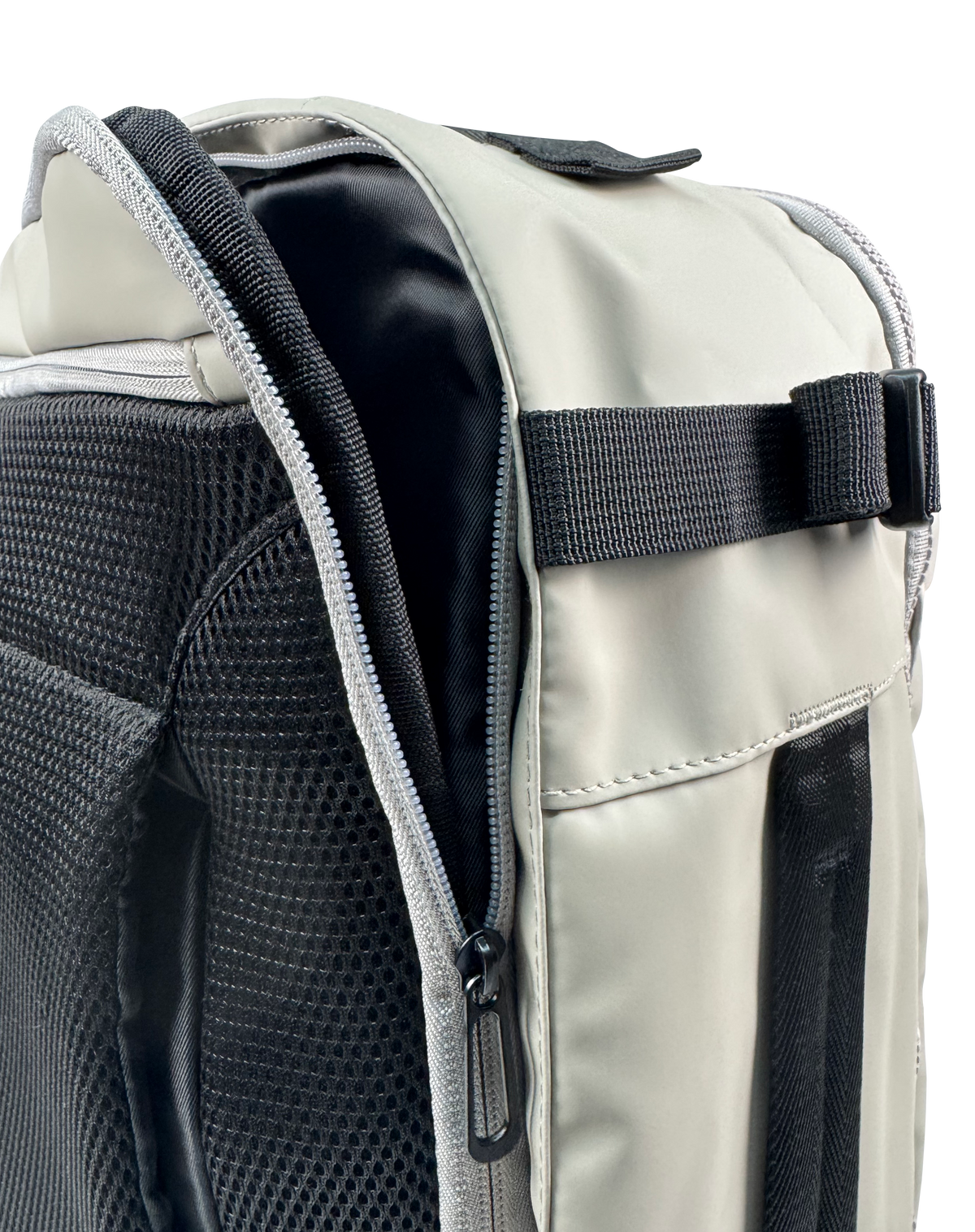 Mochila BG Berlin ideal para viajar, se abre completamente para fácil acceso