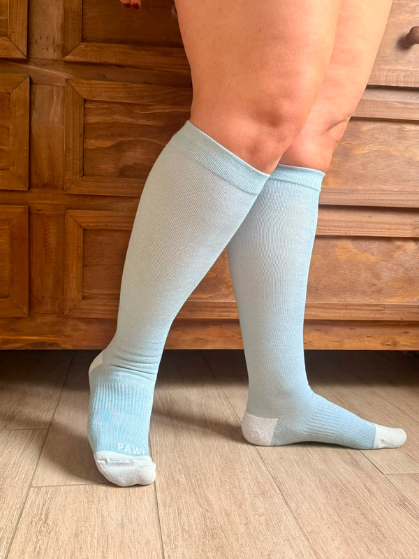 CALCETINES COMPRESION PAWI RIO PUELO -CELESTE - Pilgrim Tienda para viajeros