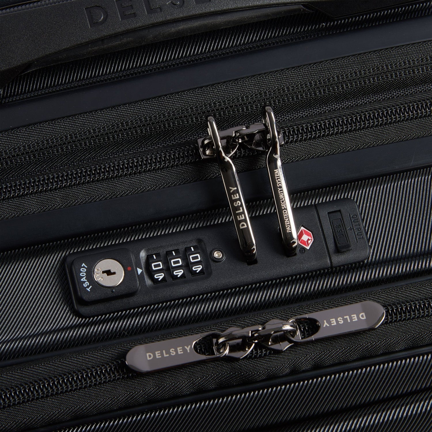 MALETA DELSEY DE CABINA EXPANDIBLE CON PORTALAPTOP SHADOW 5.0 41 LT