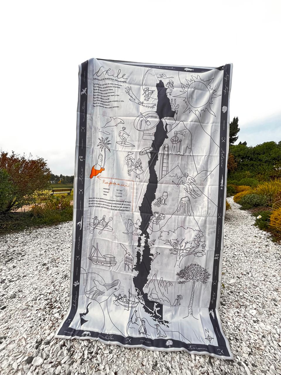 TOALLA DE VIAJE ILUSTRADA RAPA NUI